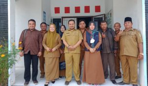 Camat dan Kades sekecamatan Cibuaya, usai rapat minggon (Lintasbatas.news)