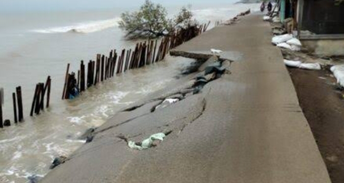 Klaim Butuh Rp 9,7 Triliun Untuk Penanganan Abrasi Di Pantai Utara Karawang