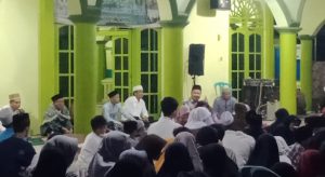 Santunan anak yatim (Lintasbatas.news)