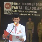 Peringati HUT RI KE 77 Tahun, Hidmat DPD PKS Karawang Laksanakan Upacara Bendera