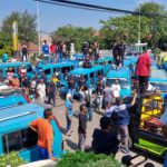 Ribuan angkot di Karawang mogok operasi (Lintasbatas.news)