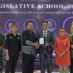 Ketua DPRD Karawang, Apresiasi Legislatif School Oleh BLM FISIP Unsika