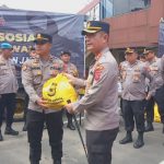 Peduli Bencana, Polres Karawang Salurkan Bansos Korban Gempa Cianjur