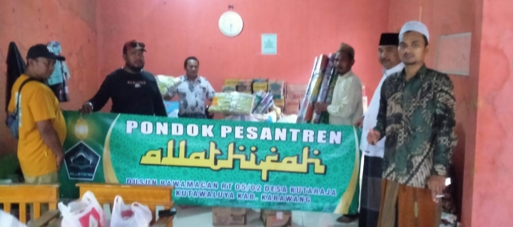 Ponpes Allatifah Kirim Bantuan Untuk Korban Bencana Cianjur-