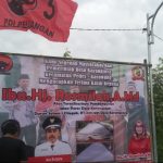 Sepanduk Kepala desa dengan anggota Dewan (Lintasbatas.news)