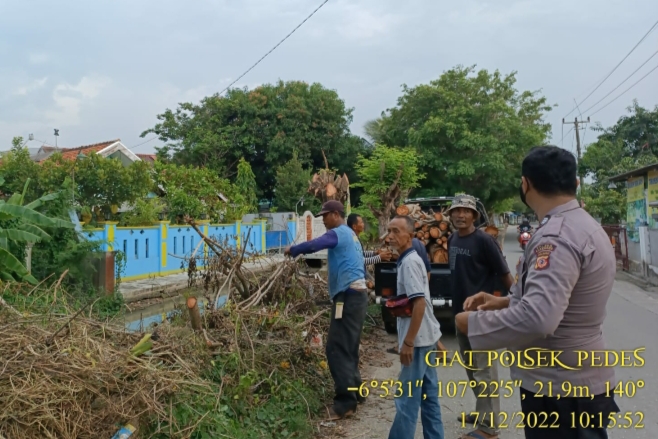 Polsek Pedes Bersama Masyarakat, Wujudkan Lingkungan Bersihan