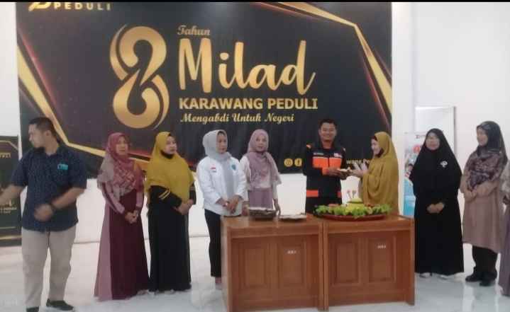 Milad Ke -8, Karawang Peduli Adakan Syukuran dan Santunan Yatim Piatu