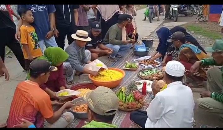 Pemdes Kutaraja Lestarikan Budaya Babarit