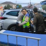 Aksi Heroik Satlantas Polres Karawang