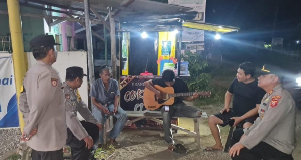 Polsek Pedes Laksanakan Patroli Gabungan, Tingkatkan Keamanan