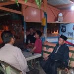 Anggota Polsek Tirtajaya, Ajak Warga Jaga Kamtibmas di Malam Hari.