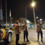 Tingkatkan Kamtibmas, Polsek Tirtajaya Laksanakan Patroli Lokasi Objek Vital Pertamina