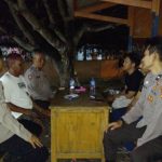 Demi Menjaga Keamanan dan Ketertiban, Anggota Patroli Polsek Tirtajaya Sambangi Masyarakat di Poskamling