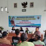 Kapolsek Tirtajaya Laksanakan Jumat Curhat Bersama Aparatur Desa Srijaya