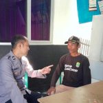 Sambangi Linmas, Anggota Polsek Tirtajaya Imbau Agar Bersama-sama Jaga Kamtibmas