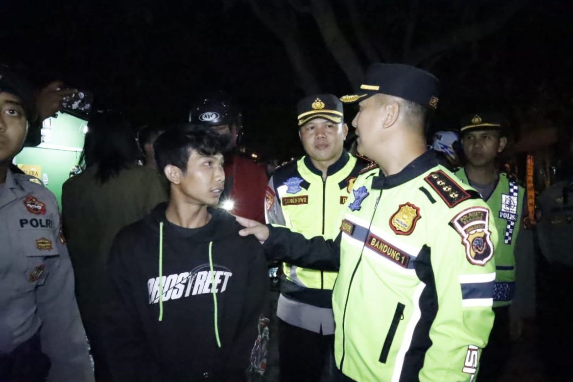 Patroli Polisi Dan Kodim 0624 Mendapat Apresiasi Dari Masyarakat