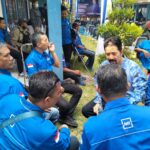 Kader Demokrat Karawang Ngamuk Balihonya Dicabut Satpol PP Dirumahnya Sendiri